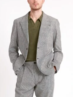 Mansfield Jacket Rackfield Black/White -Mizuno Men Clothing Shop ModelOSMJ352MansfieldJacketRAC01BLWRackfieldBlackWhite2copy Softness