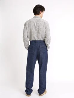 Morton Pleated Trousers Burnham Denim Indigo Blue -Mizuno Men Clothing Shop ModelOSMT68MortonTrousersBUR01INBBurnhamIndigoBlue34